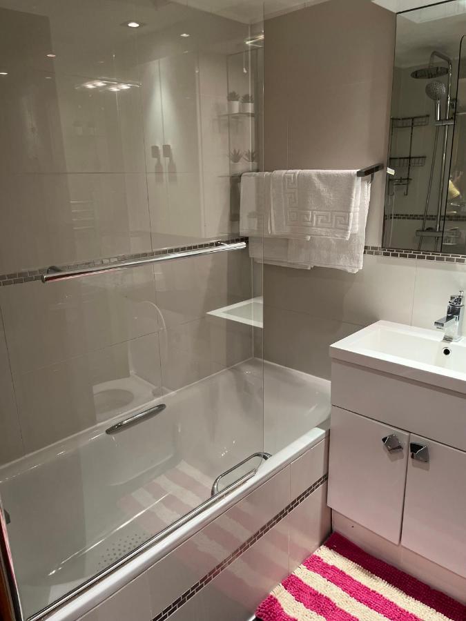 Stunning 1 Bedroom In Stunning Location - Mayfair Area ลอนดอน ภายนอก รูปภาพ