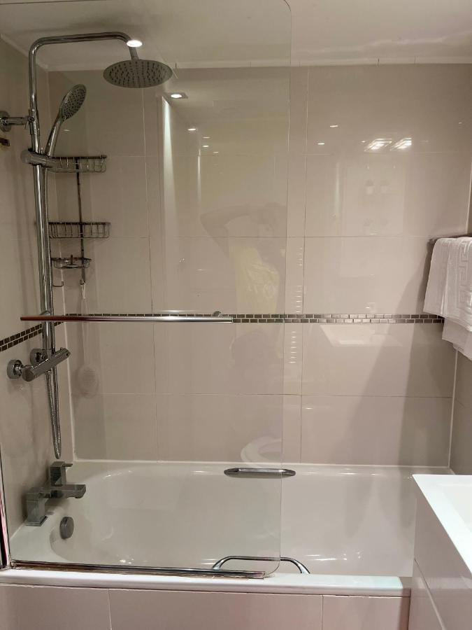Stunning 1 Bedroom In Stunning Location - Mayfair Area ลอนดอน ภายนอก รูปภาพ